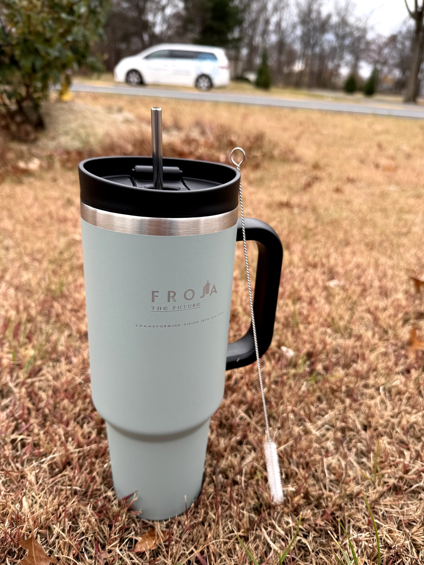 Froja 40oz Tumbler, Stainless Steel Vacuum Insulated with Lid and Straw for Water, 12 Hours Hot/24 Hours Cold, BPA Free, Leak Proof, Large Capacity, Iced Tea or Coffee + stainless steel straw